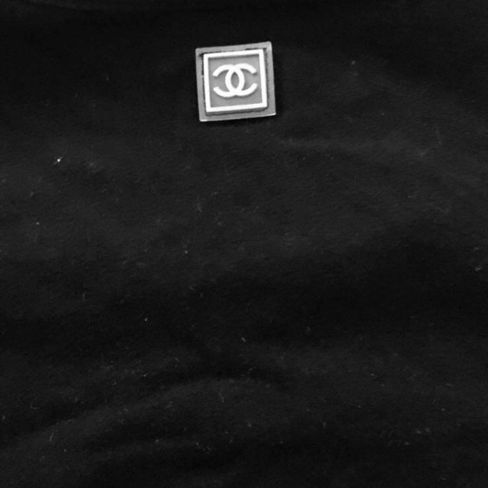 Authentic Chanel Sport Logo Black Short Sleeve Tee Size 38/Fits US SM/MED - Picture 7 of 7